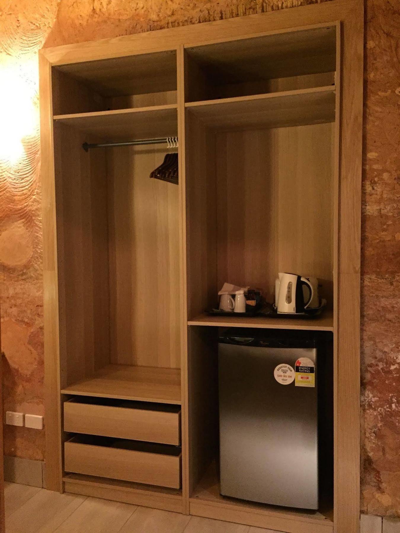 קובר פדי The Lookout Cave Underground Motel מראה חיצוני תמונה
