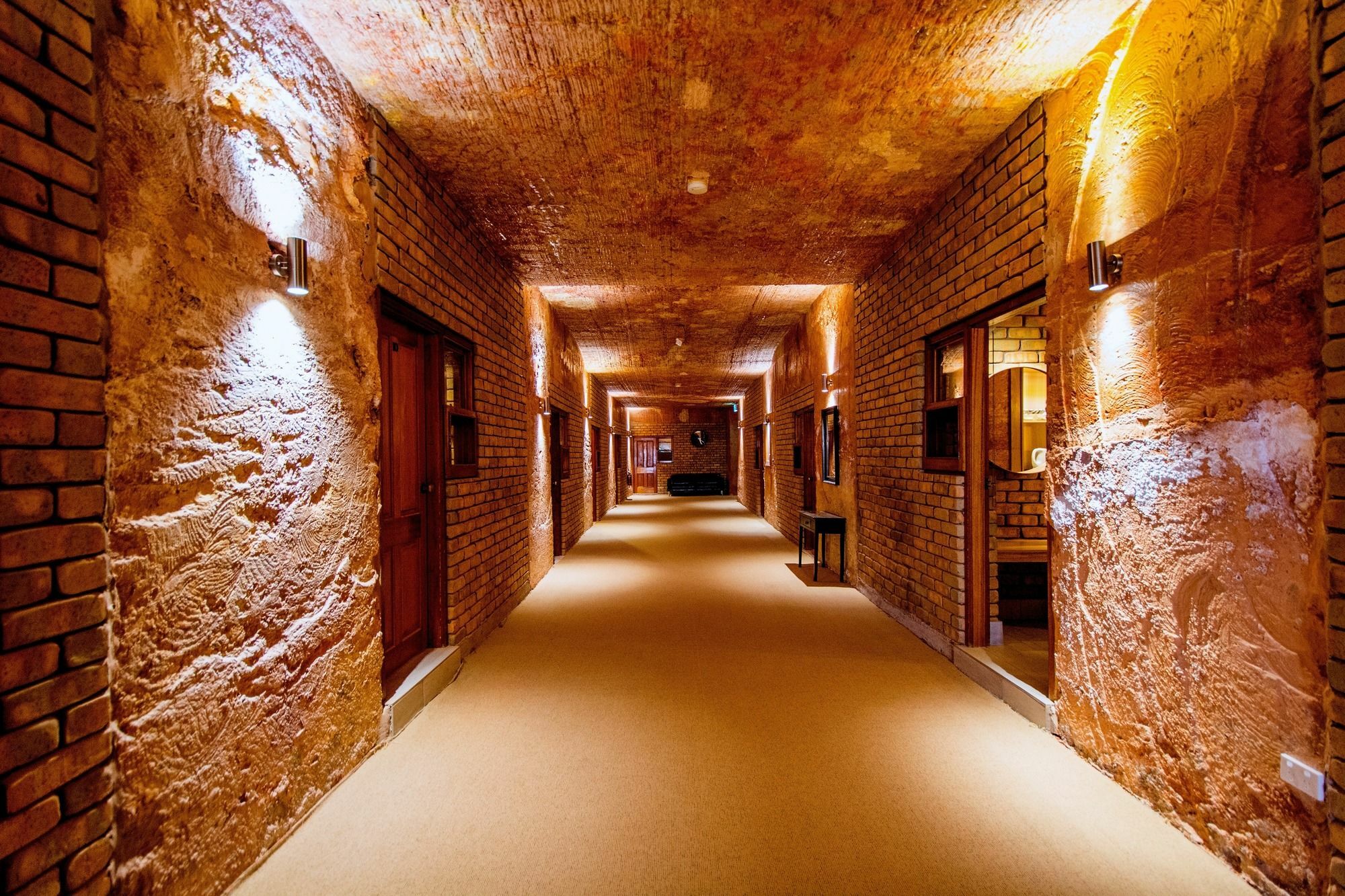 קובר פדי The Lookout Cave Underground Motel מראה חיצוני תמונה